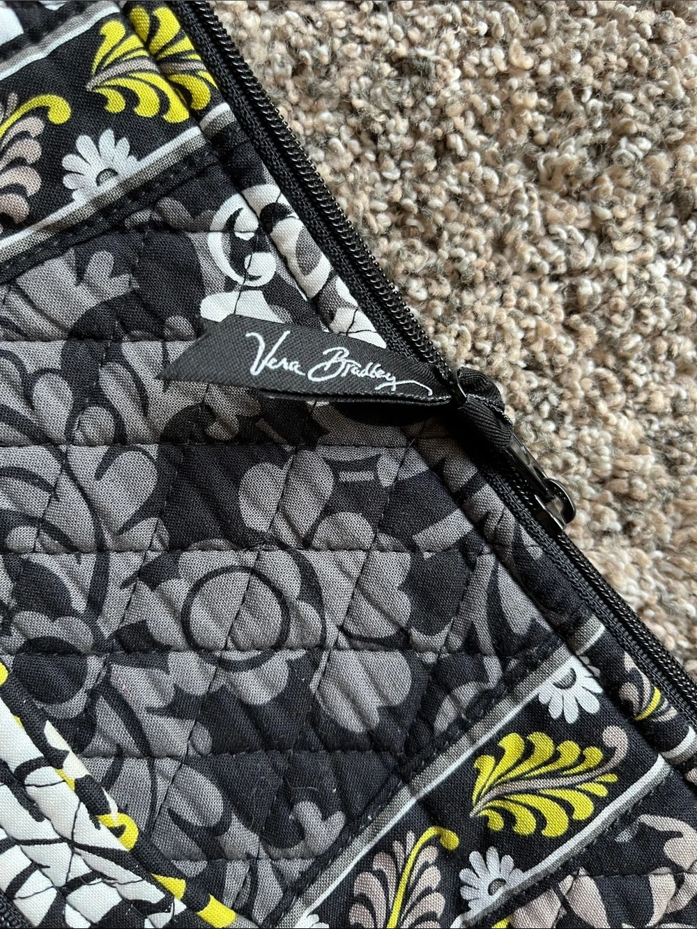 Vera Bradley Cross Body Purse - Hipster Shoulder Bag - Retired Pattern BAROQUE - Picture 2 of 12